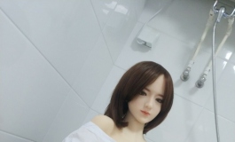 洗完澡发现没有想穿的睡衣