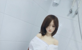 洗完澡发现没有想穿的睡衣