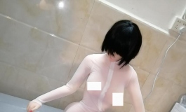 还是一体衣服好穿~
