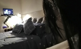 电脑上的小姐姐咋这么眼熟~