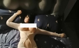 醒来发现不对劲啊~主人果然老色批~