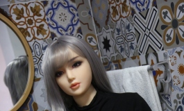 入手奇她凌月第十二弹：灰色小波浪，这腿摸着很舒服