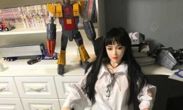 手办与娃娃