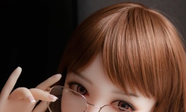 首次挑战眼镜娘，本兔战果如何？