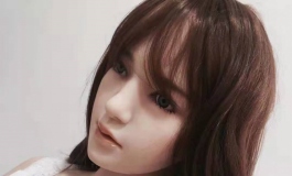 小姐姐相貌娇美，