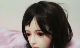 新人报道，俊影小玉像不像天使？