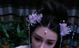 【默小笛】花间一壶酒，独酌无相亲。