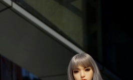 阳光下的凌涵