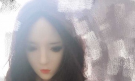 美女都要害羞了