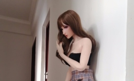 不要拍我~手都不知道要放哪里