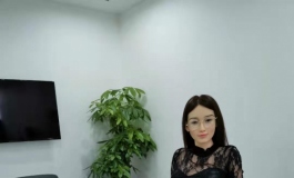 老板娘来视察老板的工作！