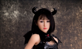 美造人晴子