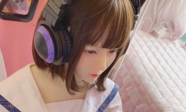 #第二届摄影大赛#【大娃组】偷玩电脑的女鹅