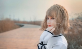 #第二届摄影大赛#【大娃组】于芦苇丛中匆匆走过