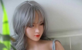 衣服有点宽松