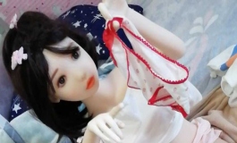 看来以后不敢买小娃了。