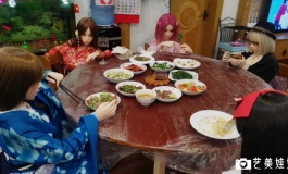 新年随拍小剧场-年夜饭
