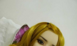 男孩子都喜欢金发妹妹
