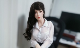 tuboshuliu出品图文小故事：漂亮女教师的沉沦之路（上）