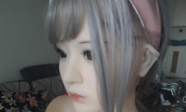 良一造物洛娜