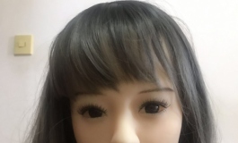 晒一下换了新衣服的良一洛娜