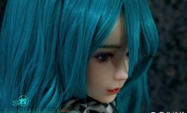给抱着傻fufu的s樱做了个初音妆