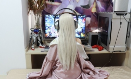 年仅13岁的少女竟沉迷崩坏3无法自拔