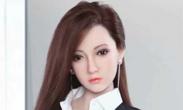 实体娃娃买多大的最好？