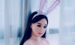娃娃的性感兔女郎装