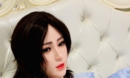人造人7号纪香