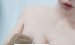 爱莎贝儿Elsa Babe娃娃揉丸子视频!!