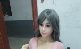 美造人白领美惠造访