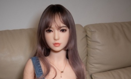 脱衣下海，爆乳欲出，请慎入