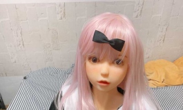 试穿cos服的女儿