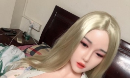 再发一波美造人优优的图，前两天好像没发成功