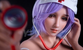 有点浪的女护士