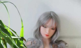 小姐姐伤心了