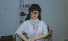 穿jk制服的少女