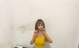 金三145娃娃。不用来啪，娃娃一样也很美之小美女与熊掌。
