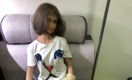 金三145娃娃。不用来啪，娃娃一样也很美之小美女与熊