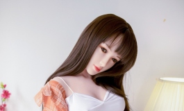 她语/语嫣，姹紫嫣红，婀娜多姿