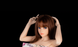 听说150是次元女友的完美身高~