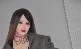 快要入冬了，给Tifa小姐姐加些衣服