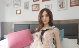 这衣服穿的有点少啊