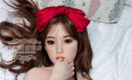 看看这是谁家制造的娃娃