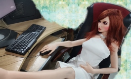 围观女同事