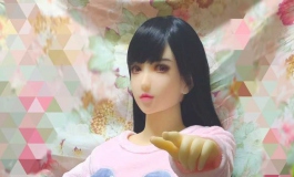 【葵】南方天气也涼了，给葵添了禦寒衣服