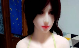 冒死偷拍美少妇睡觉，差点被打