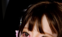 你是拥有山川河海的神明,而我是因神明交错而发光的少女