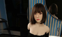 一款颜值控成熟少女